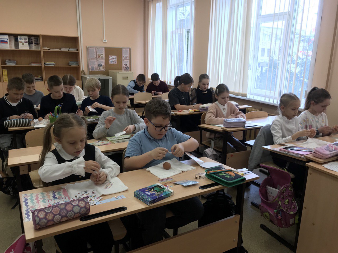 Оформление Пасхальных яиц для участников СВО.
